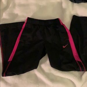 Girls Nike Sweatpants